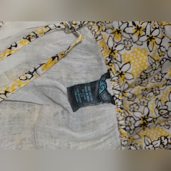 Ladies' Yellow and Black Floral Sundress - Picture 4 of 6